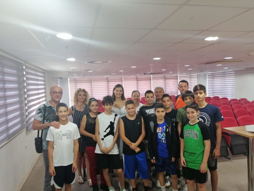 1c318d5d-99e2-4fe3-9151-4d1c0e675a82